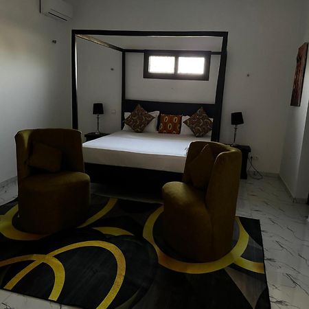 La Baraka, Extravagant Villa For 8 With Pool In Saly Gandigal Exterior foto