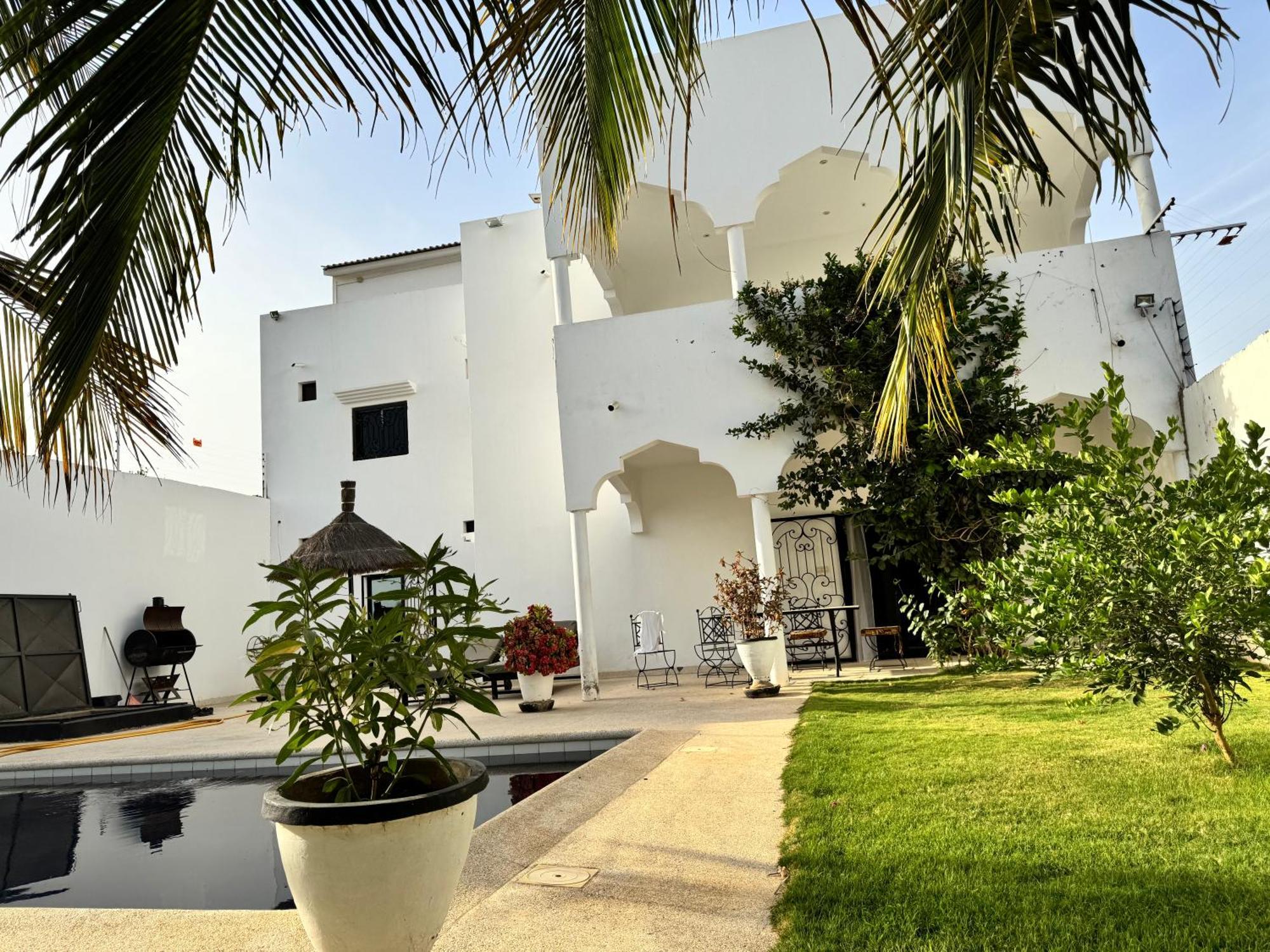 La Baraka, Extravagant Villa For 8 With Pool In Saly Gandigal Exterior foto
